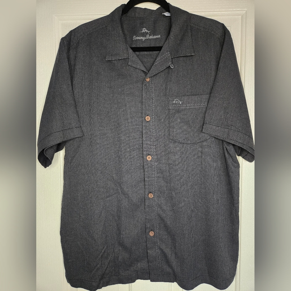 Men's Gray Short Sleeve Shirt